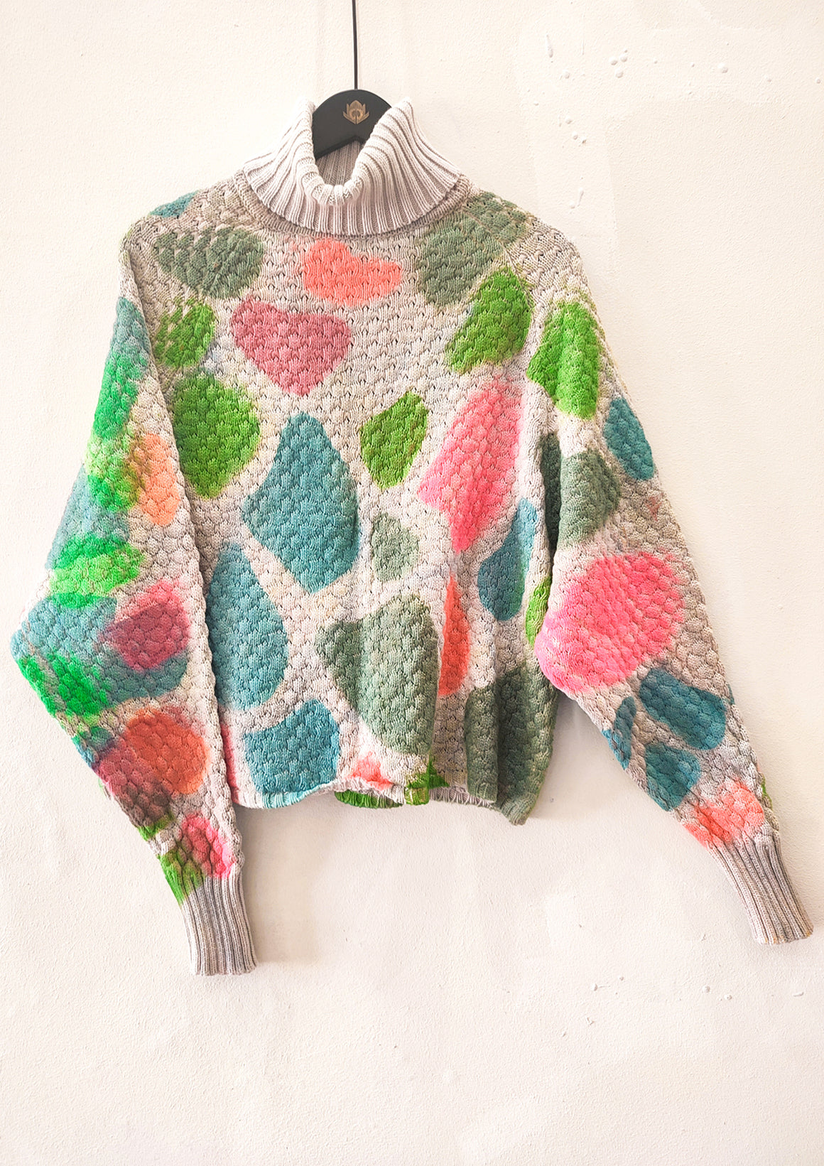 HANDPAINTED - SWEATER TURTLENECK - KNIT PEARL beige painted