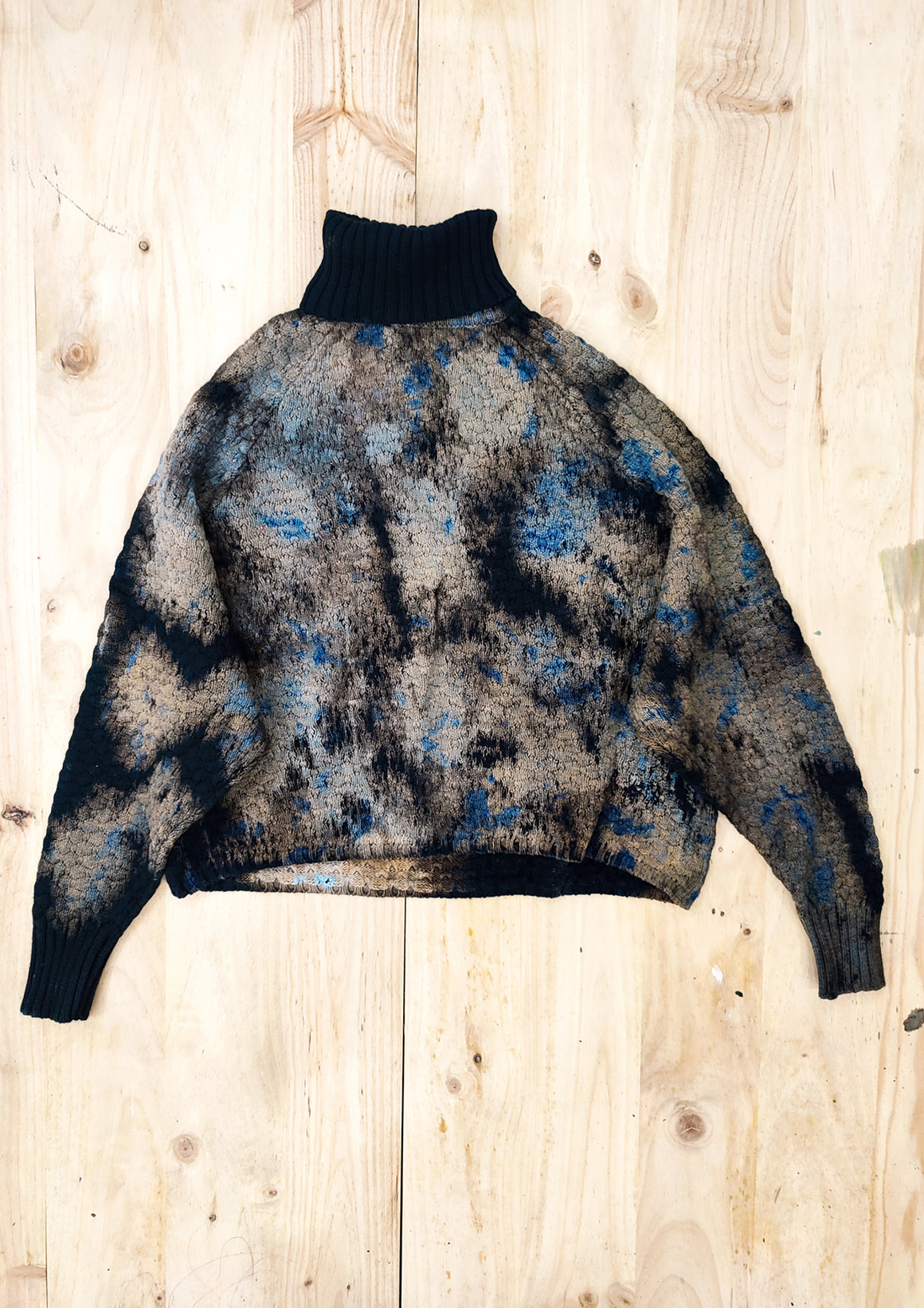 HANDPAINTED - SWEATER TURTLENECK - KNIT PEARL black painted