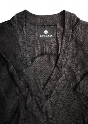 SHIRT V-COLLAR - JACQUARD SATIN black snake - BERENIK